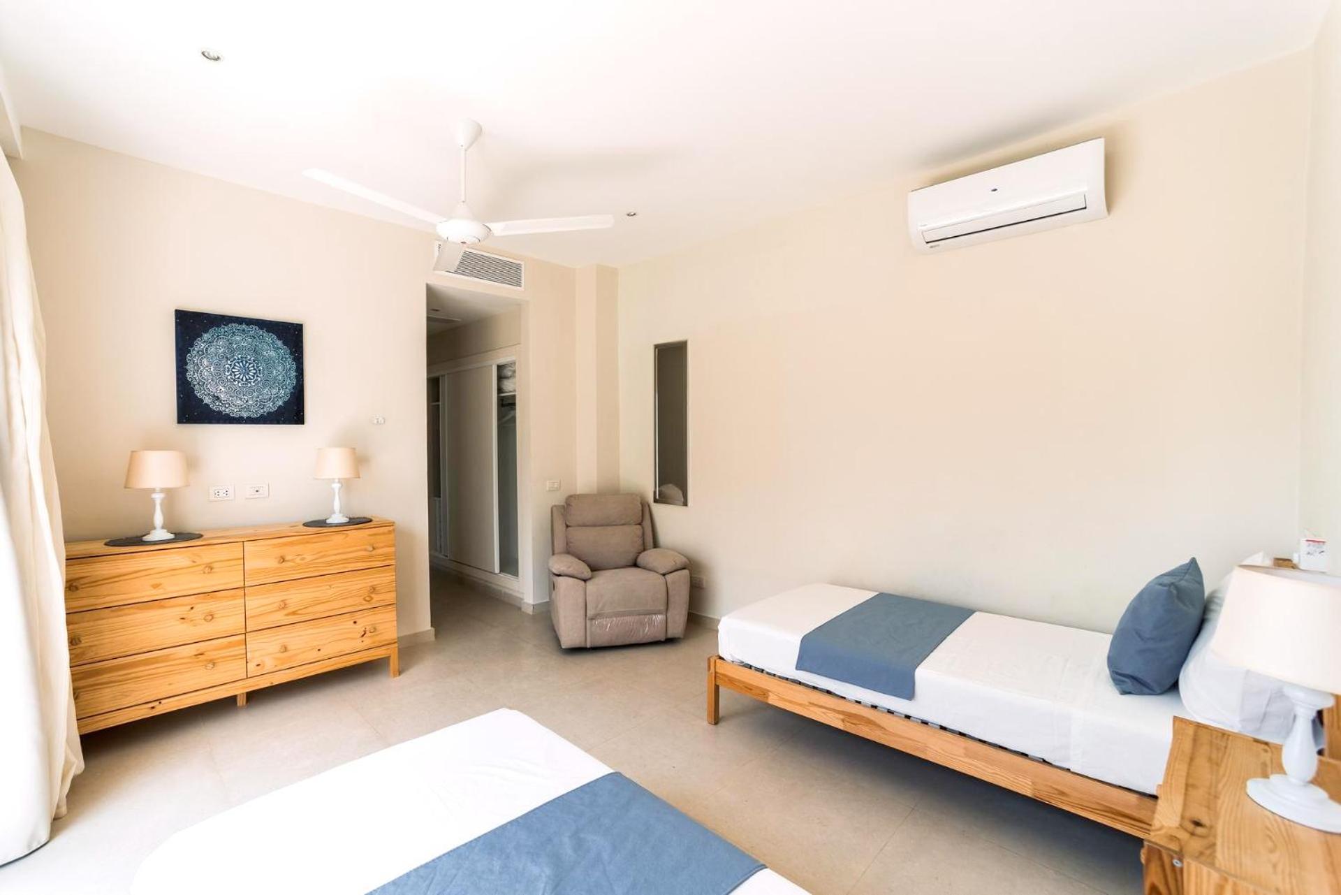 Luxury Private With Pool, Private Beach, Bbq *