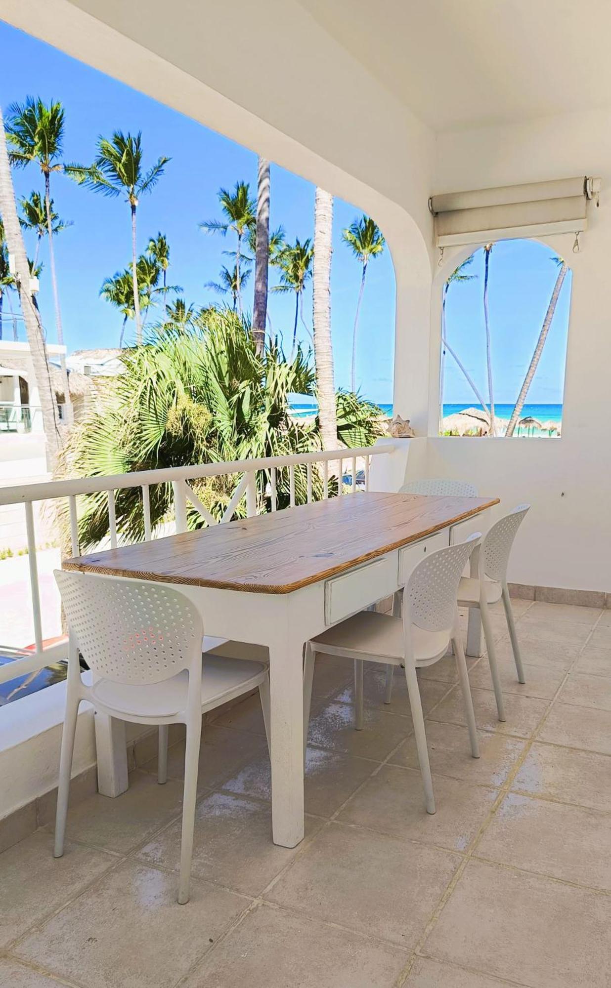 Apartahotel Flor Del Mar Beachfront Punta Cana