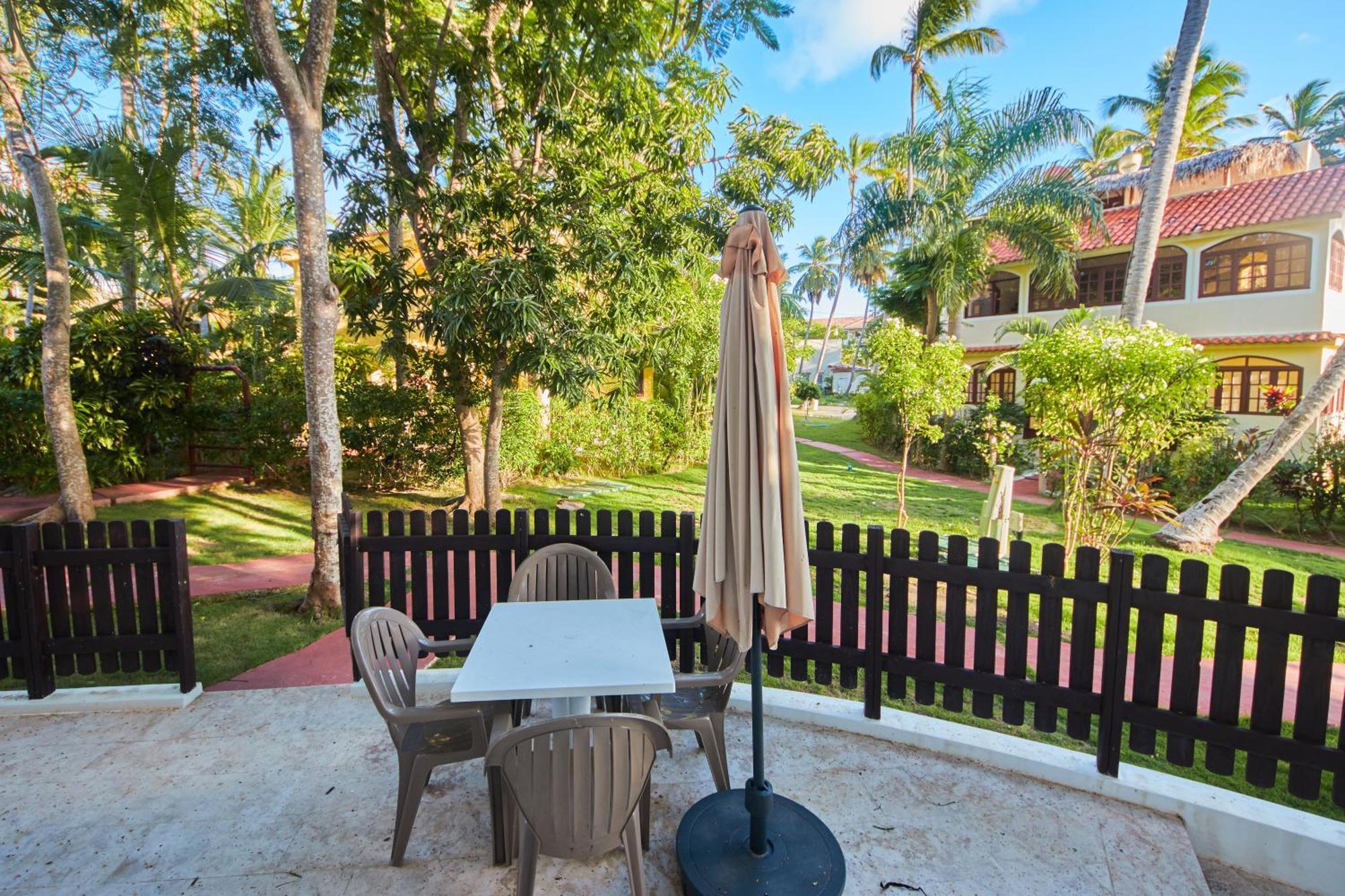 Piazzetta Steps From Bavaro Beach With Pool Access Apartahotel