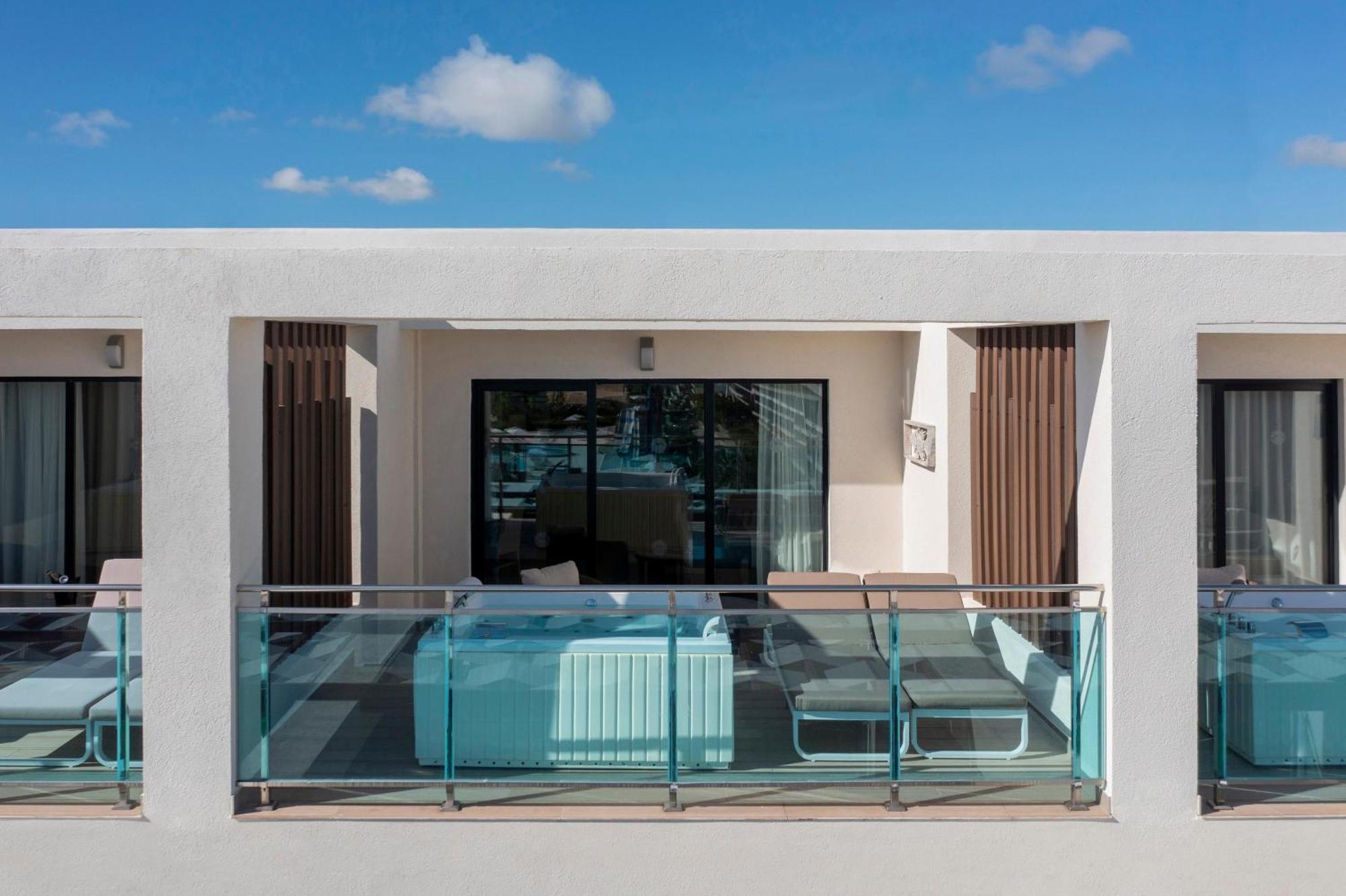 Serenade Beach&spa Resort