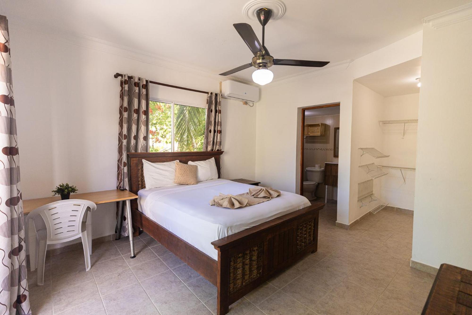 Guest house Rosas De