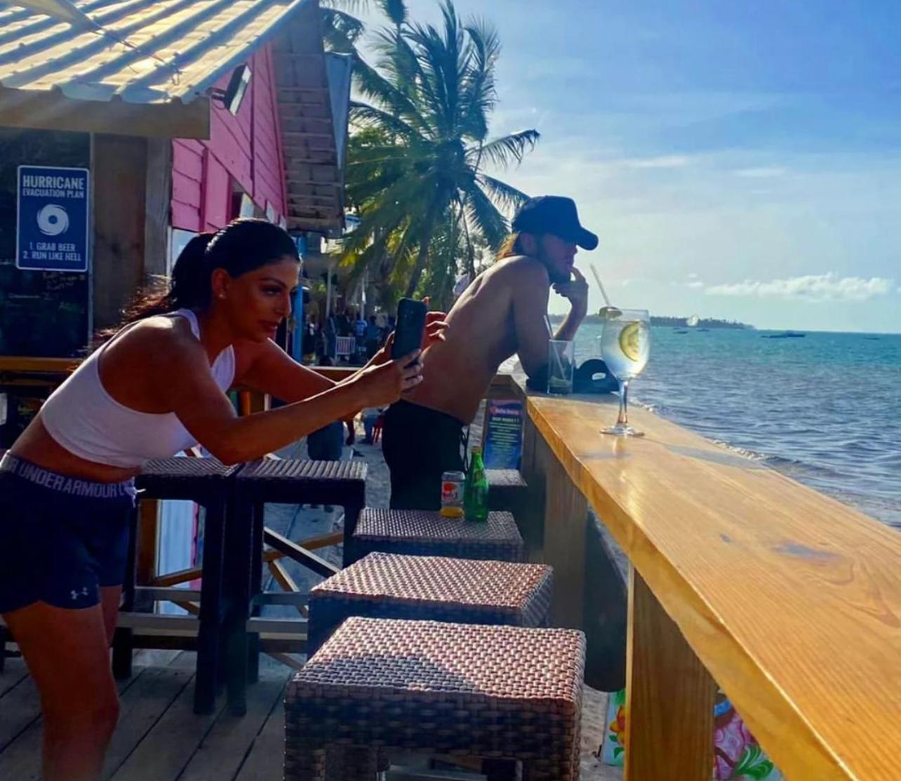 Vacation With Rooftop Pool, Club, Restaurants - Playa Corales