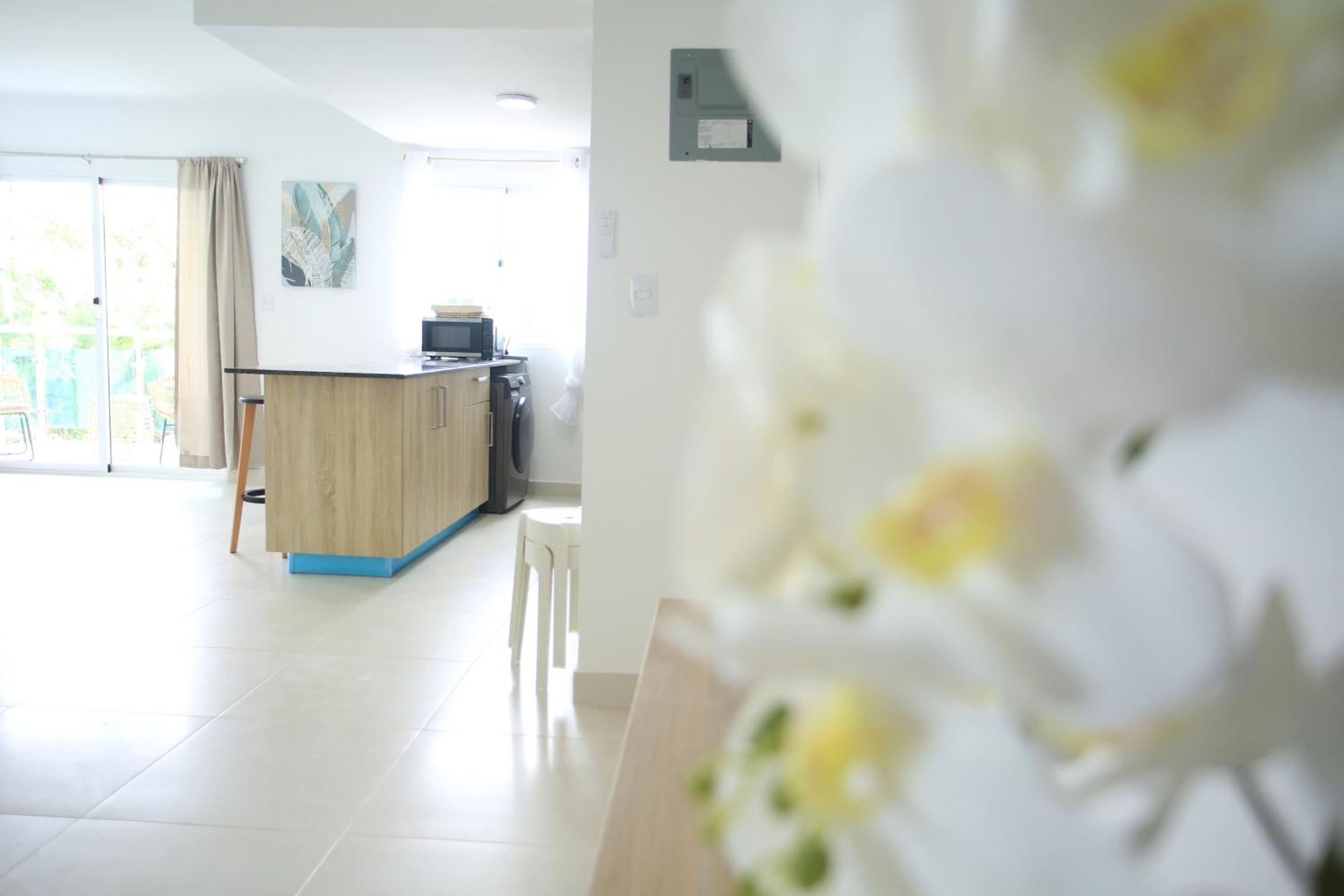 Island Oasis 1 Bedroom 2 Beds 2 Bath Getaway * Punta Cana