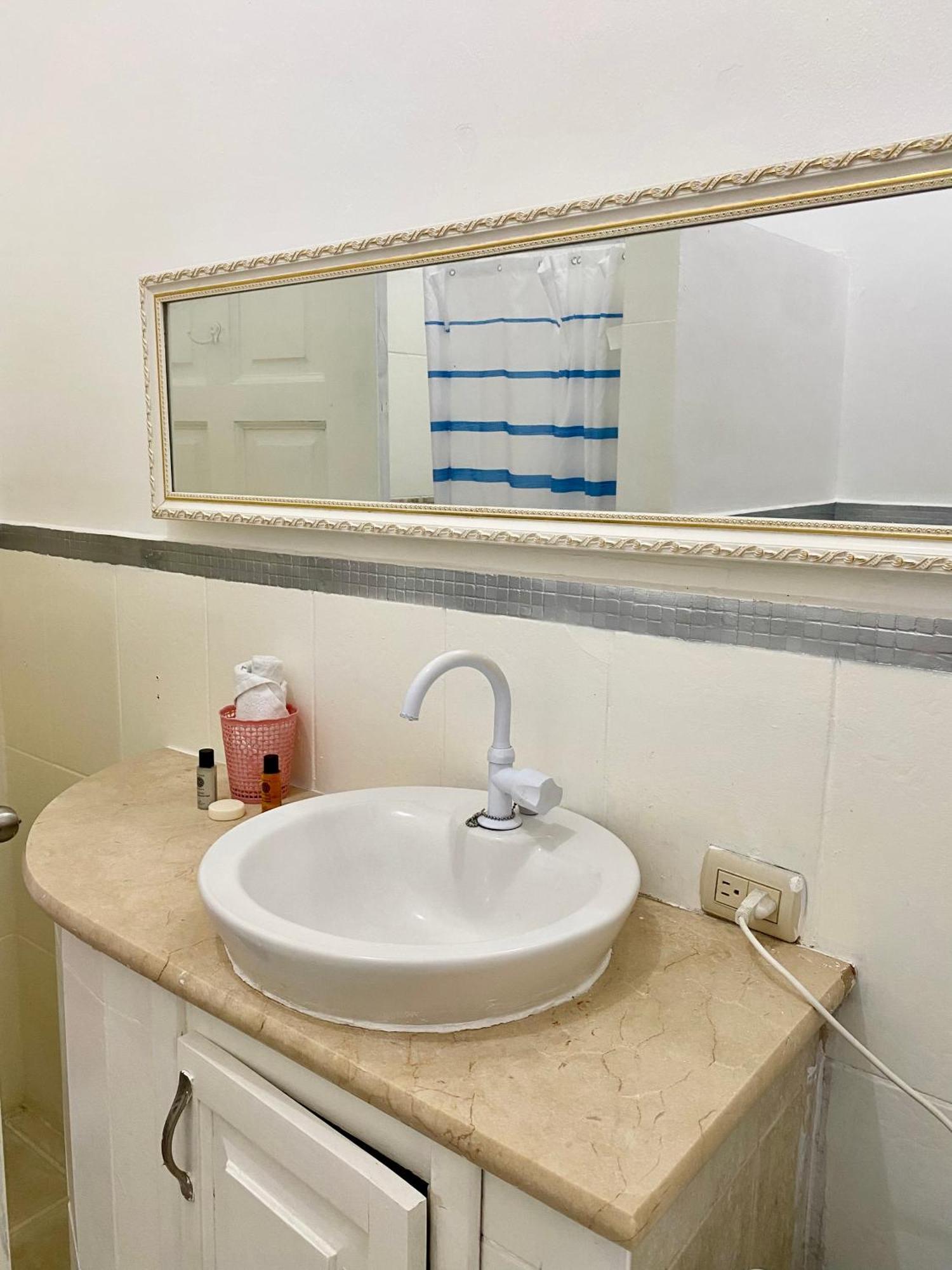 Apartamento Los Corales Amazing Studio Rd Close To The Beach
