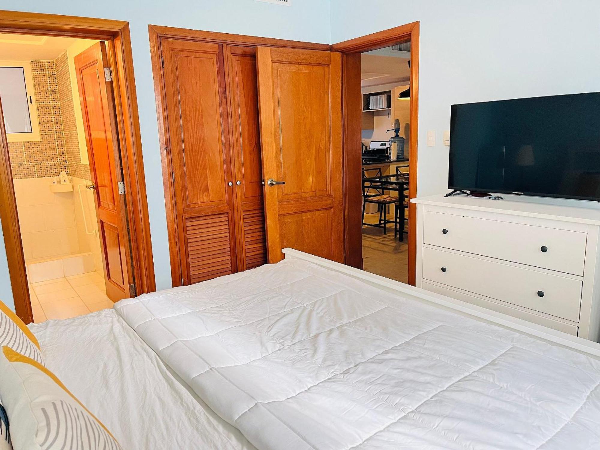 Beauty 1 Bed Pool Views Playa Turquesa O204 *