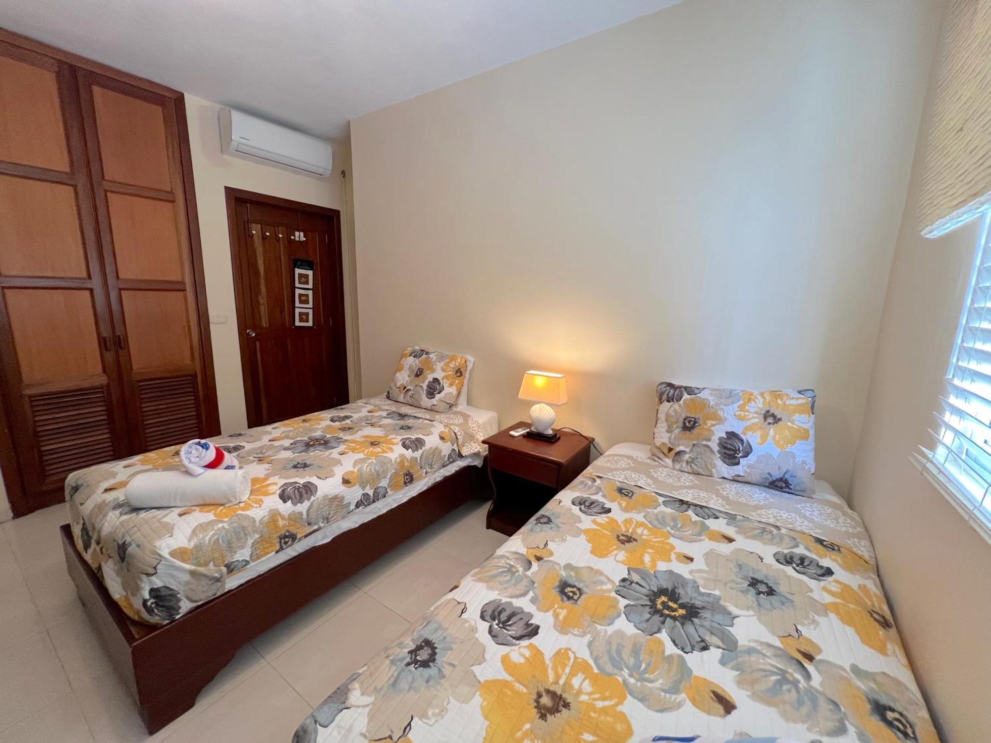 Hotel Tropical Village Playa Los Corales 5*