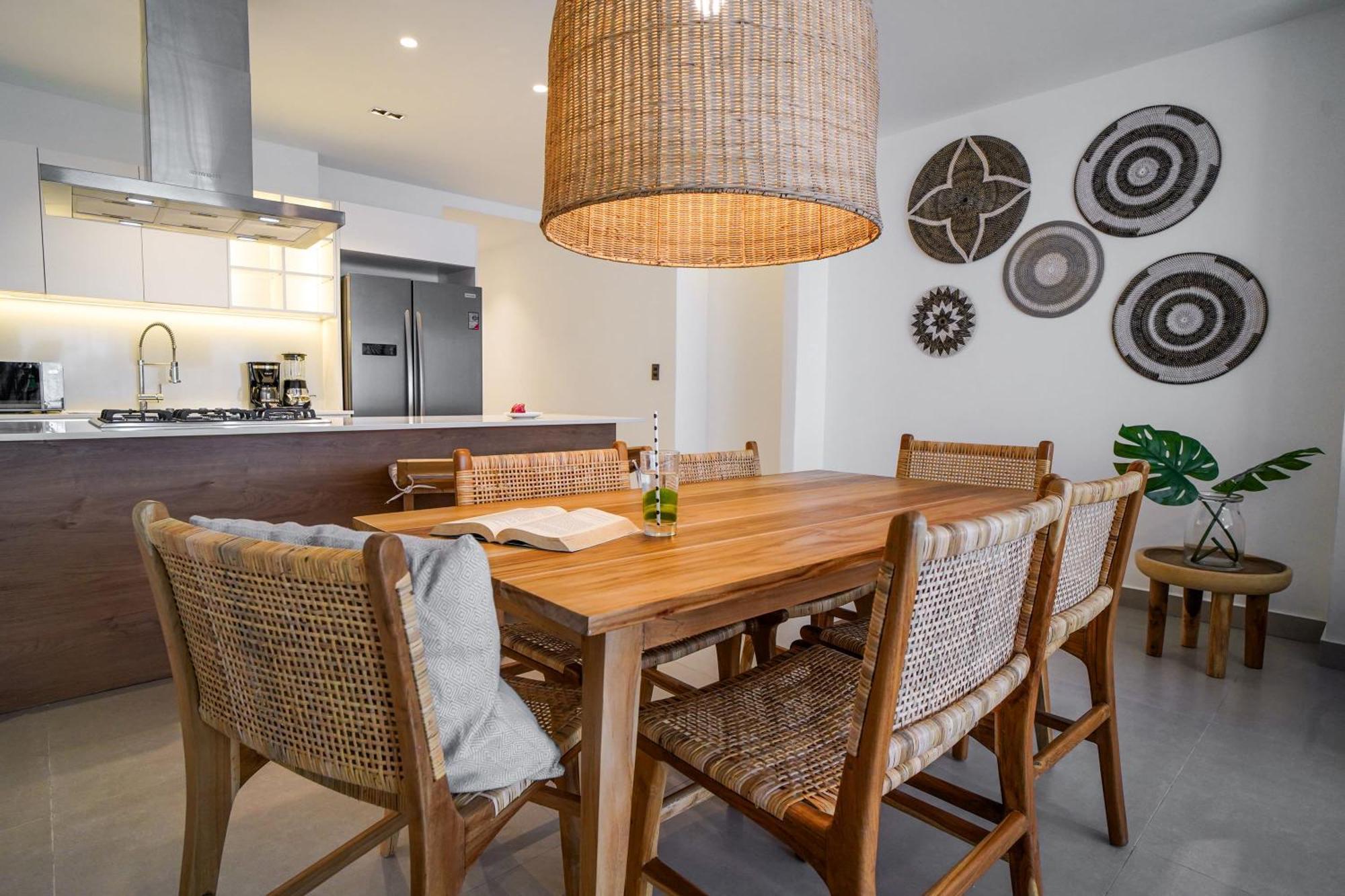Luxury 3 Bedroom At The *