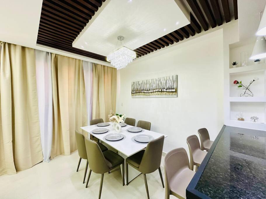 Lovely 2 Bed 2 Bath With Pool *