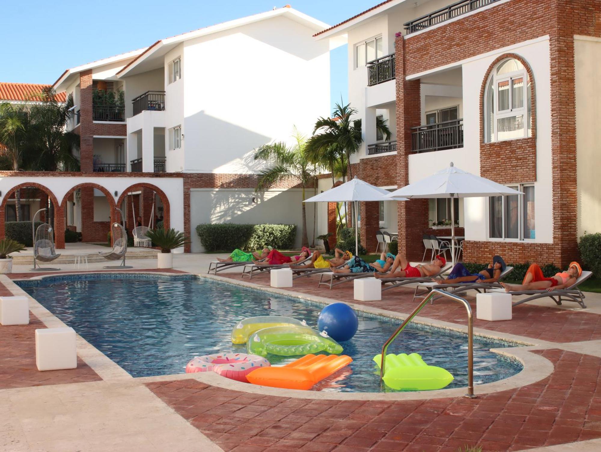 Coral Village 1 - Caribbean Apartments, & Pool Apartamento *