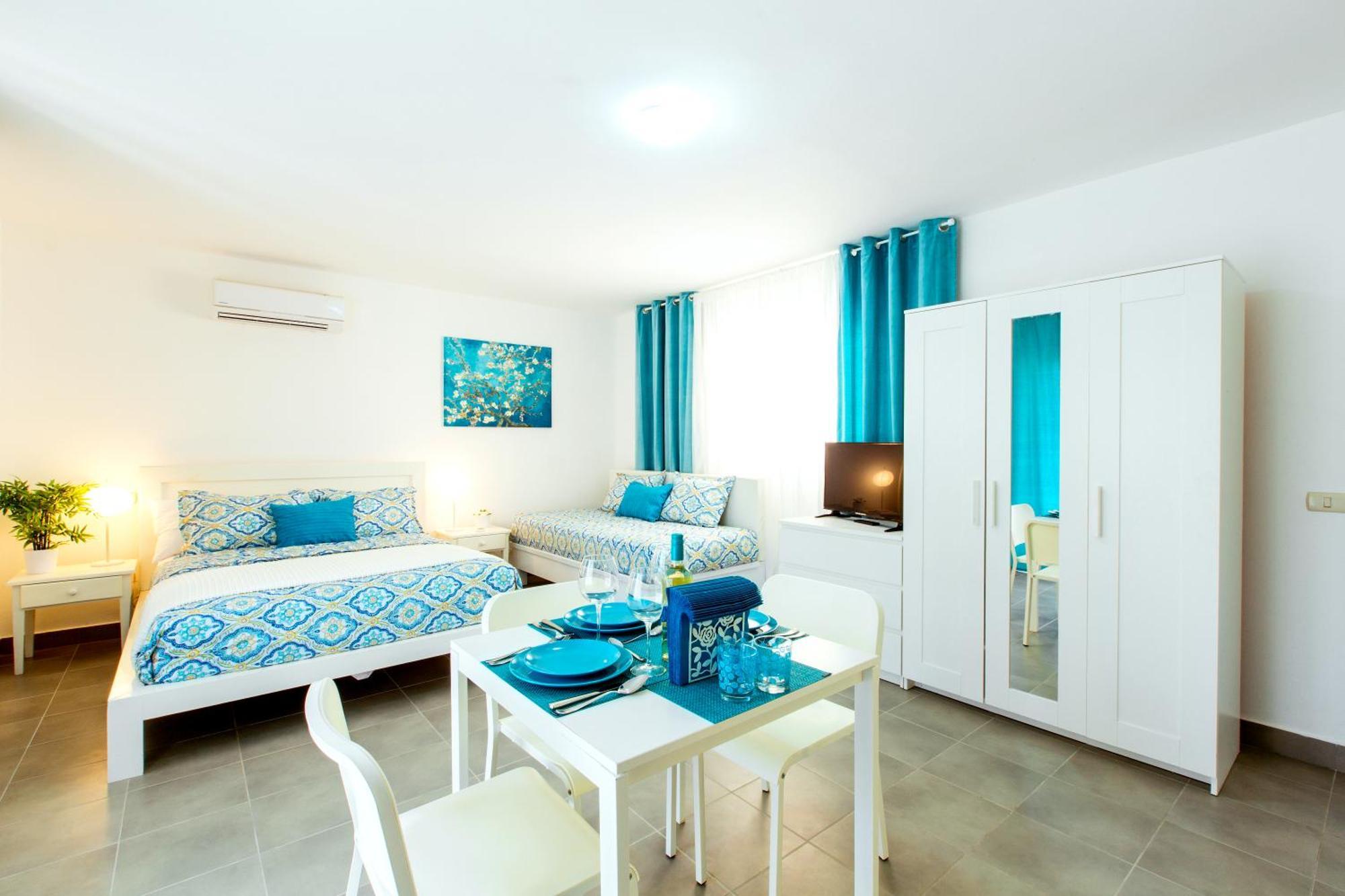 Tropicana Hotel