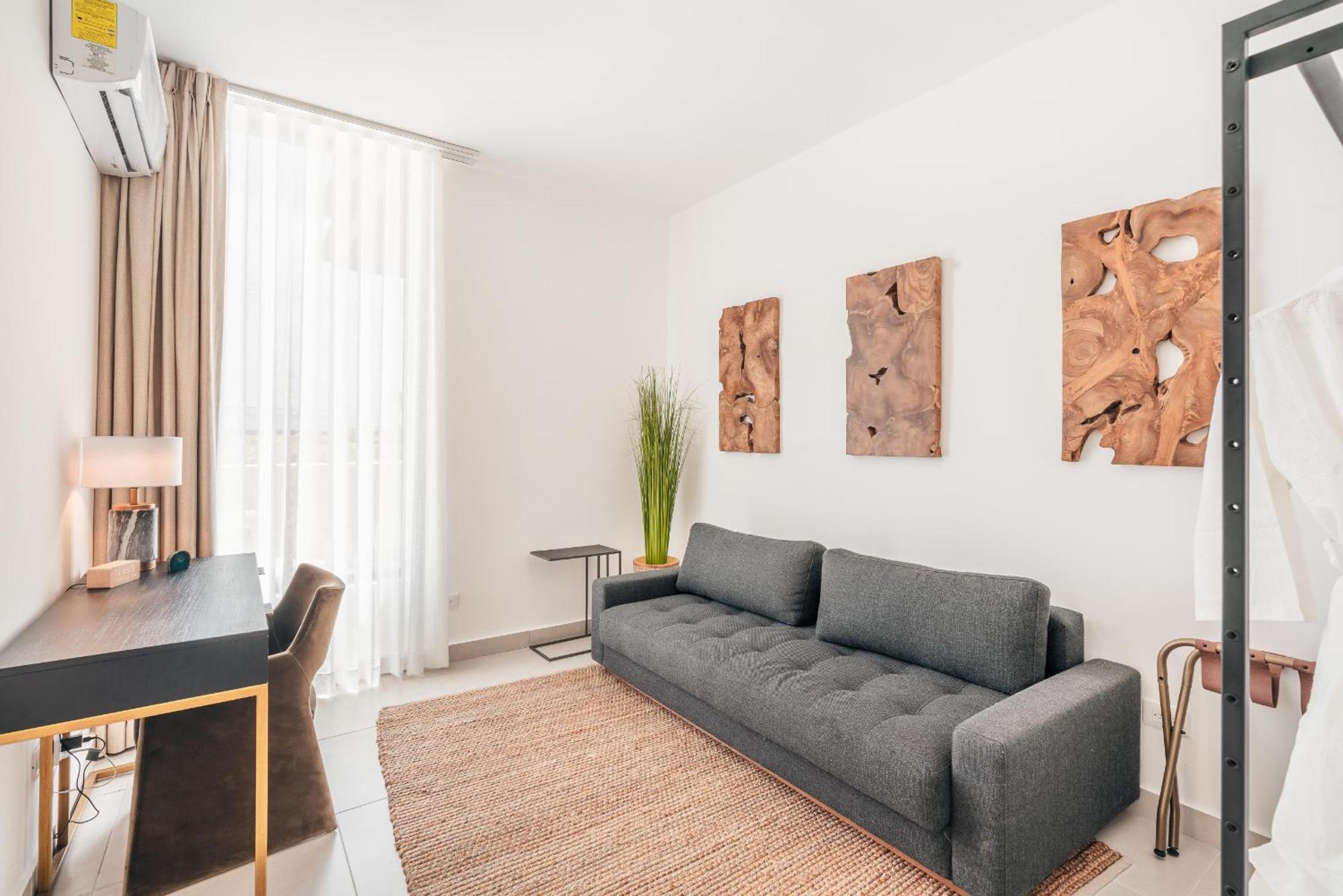 Comfortable 3-br At Cap Azz *