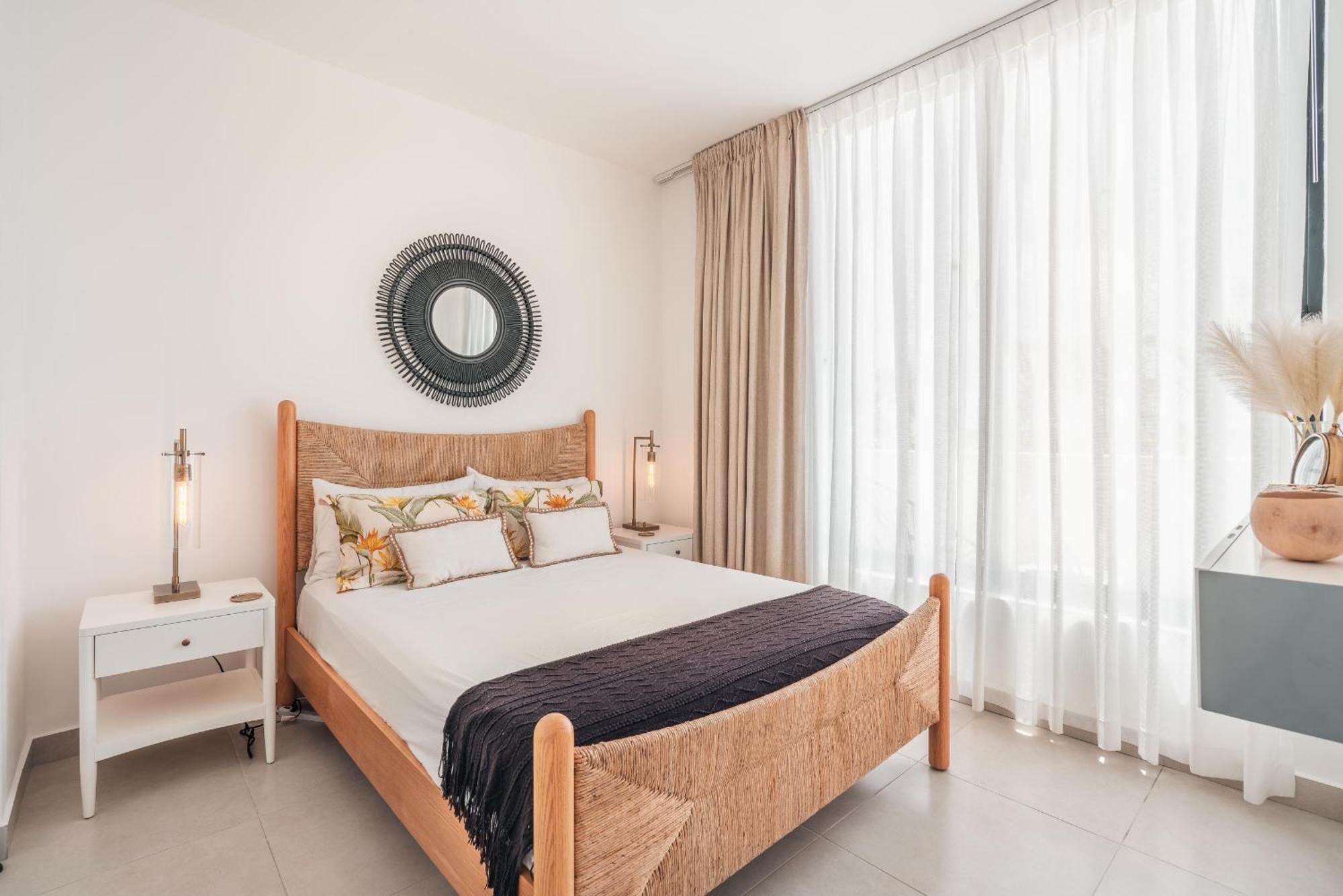 Comfortable 3-br At Cap Azz