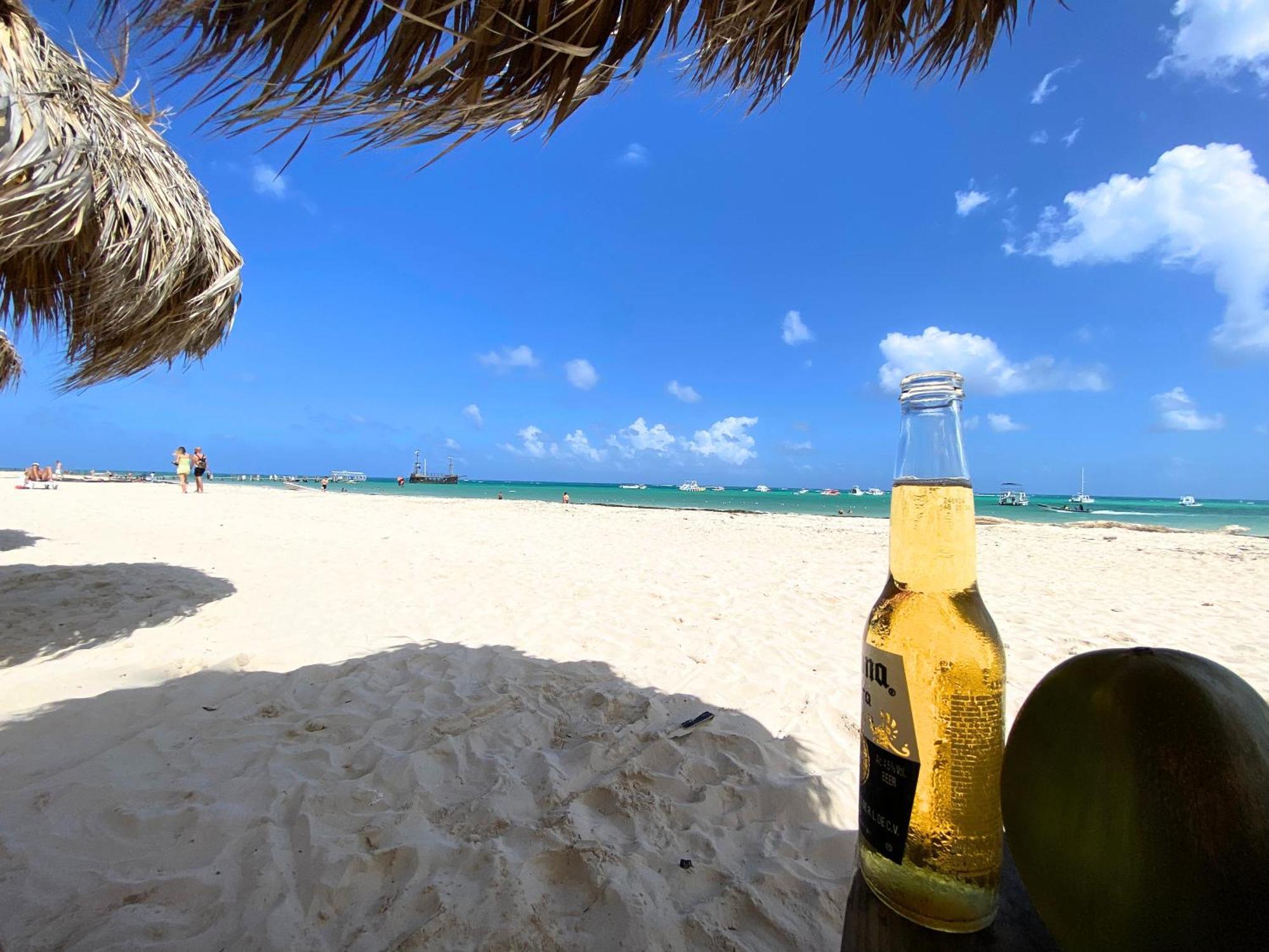 Caraibo Rooftop Pool & Beach Club 5*