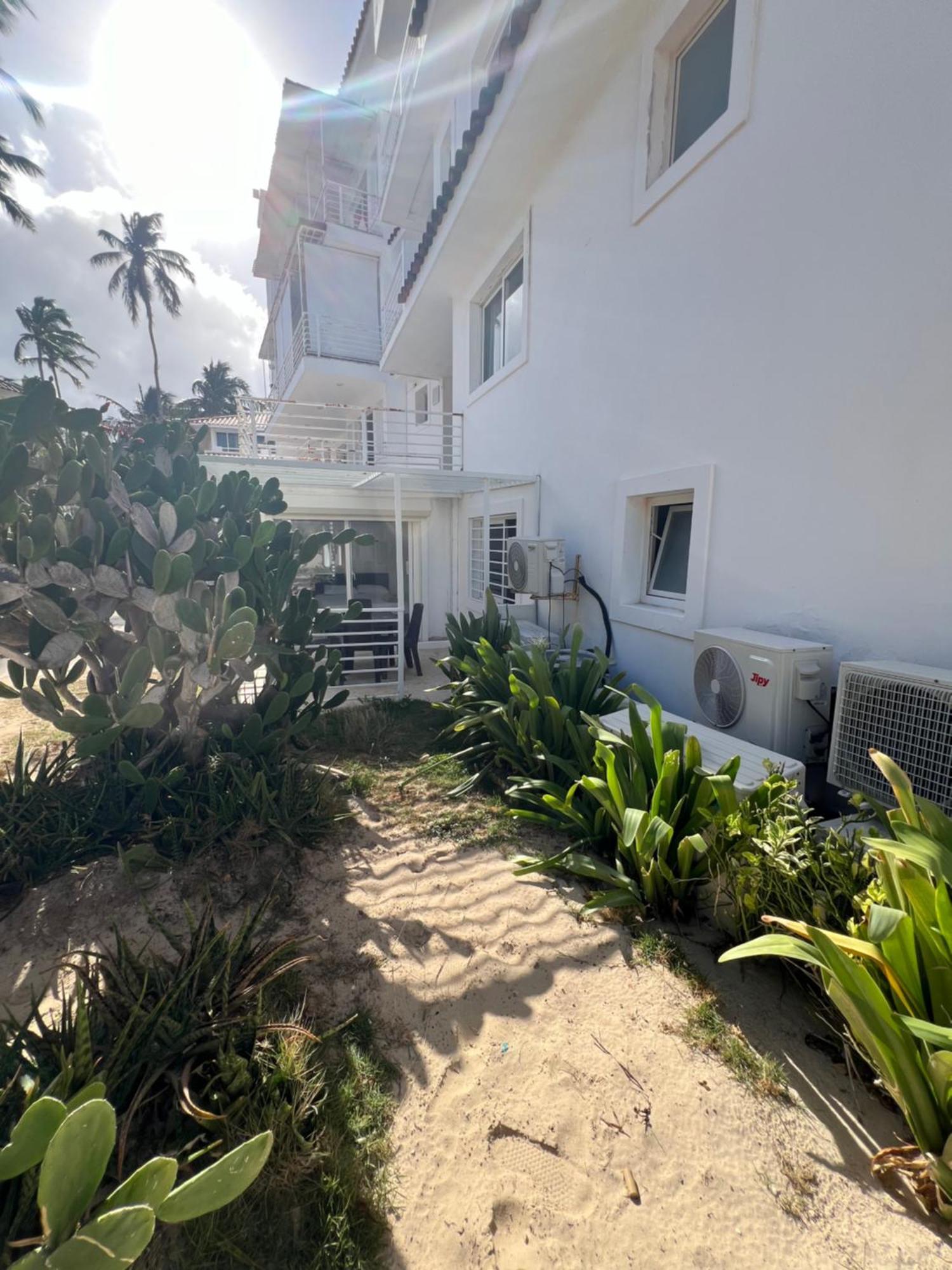 Apartamento Oreuga Private Beach Sea View