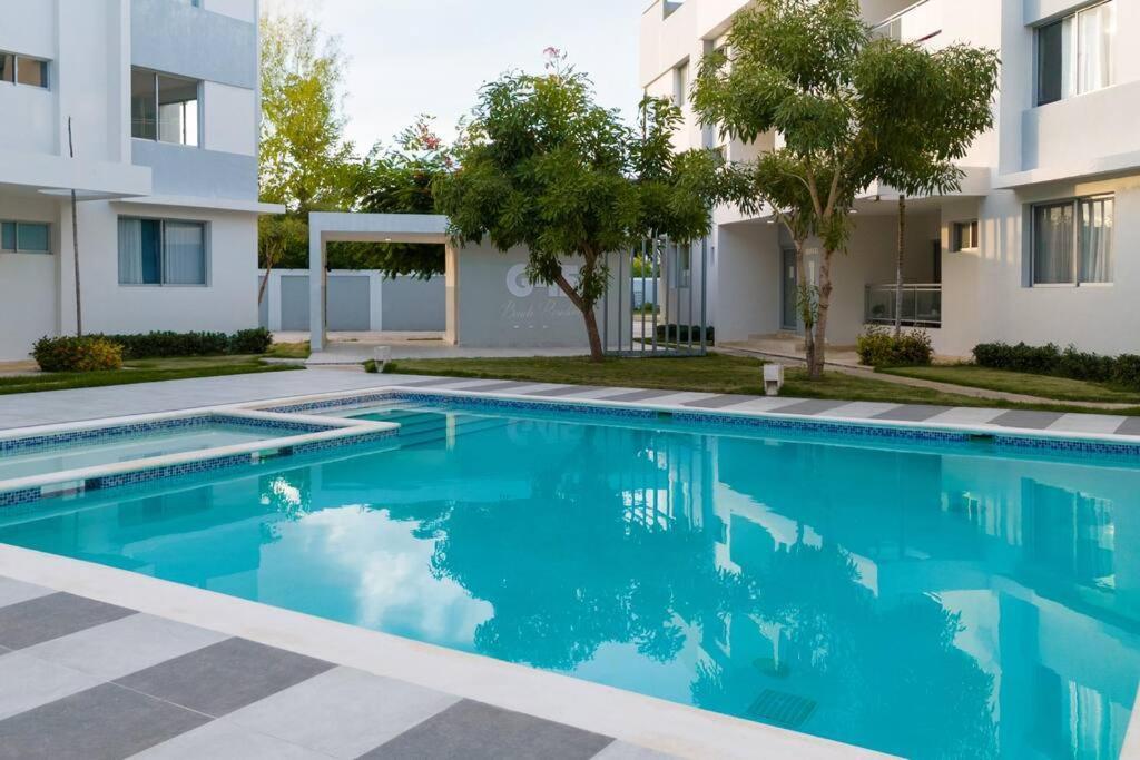 White Sands Condo, Beach, Wi-fi, Pool Apartamento *