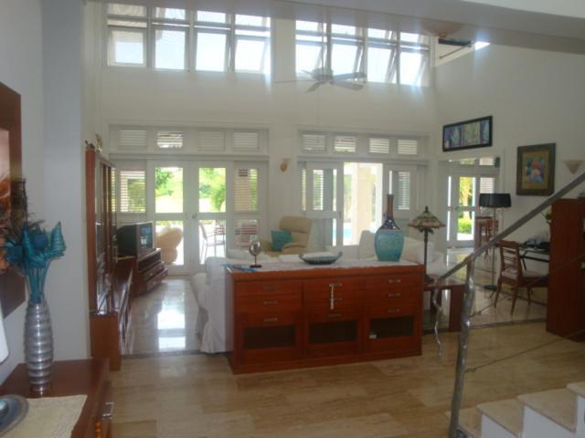 Rubi 27 Luxurious With 6 Bedrooms Pool And Private Beach