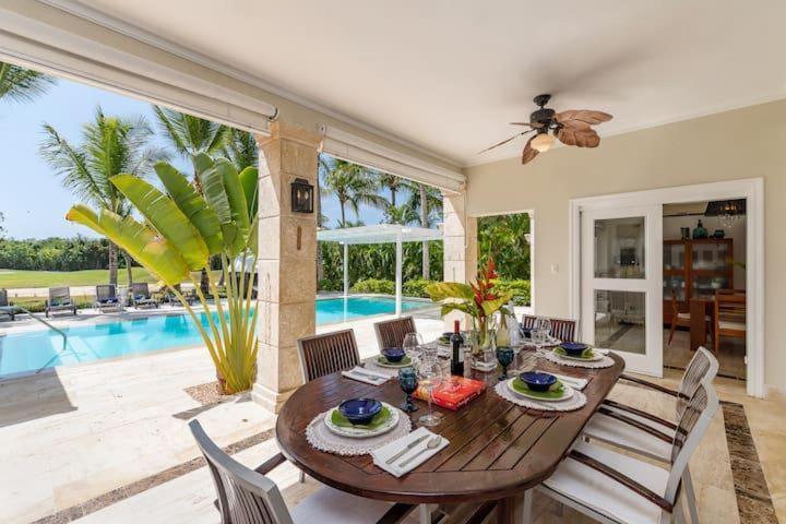 Villa Rubi 27 Luxurious With 6 Bedrooms Pool And Private Beach *