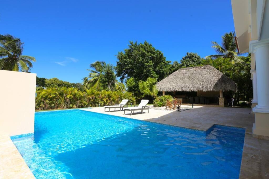 Apartamento 5 Bdr Pool Golf Club