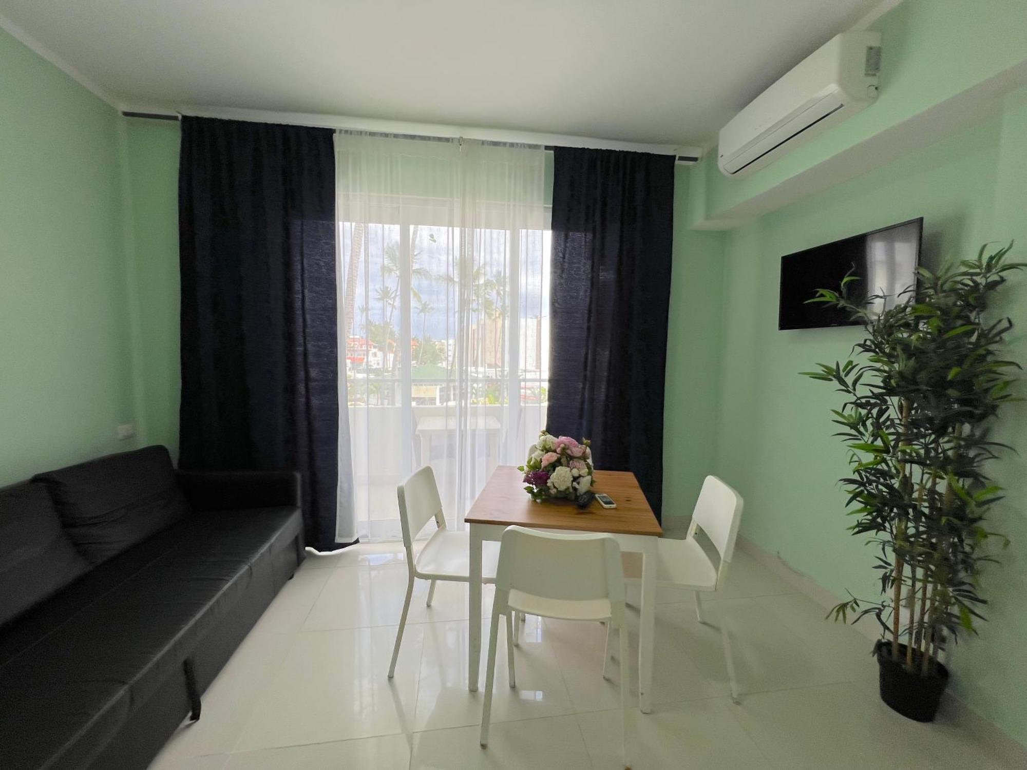 Arena Palms Beach Club & 5* Punta Cana