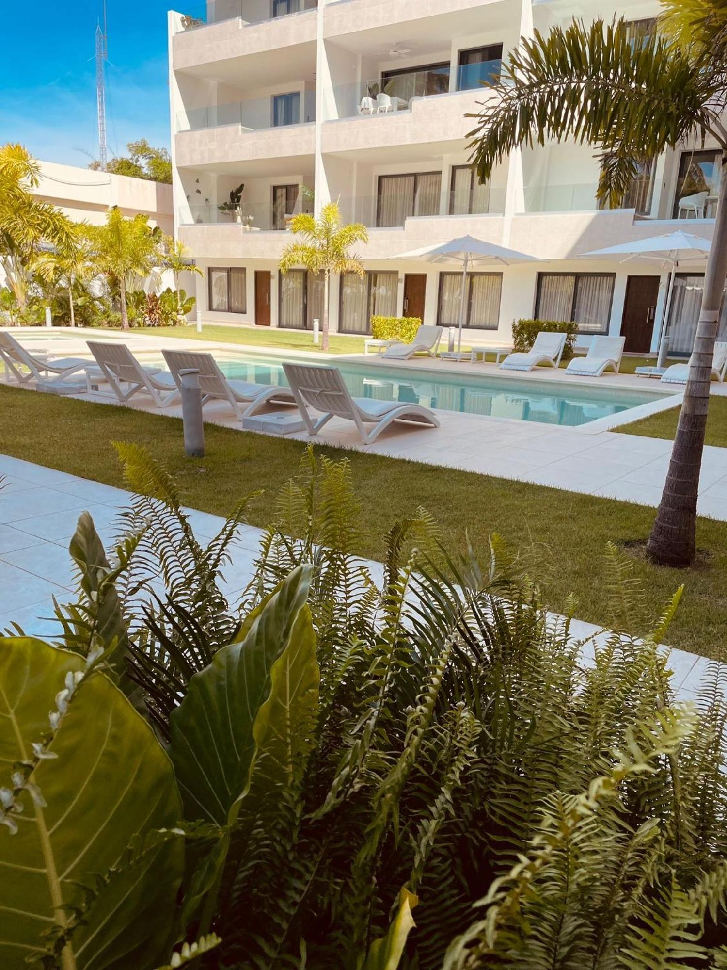 Tropical Garden Luxury Con Picuzzi Apartamento *