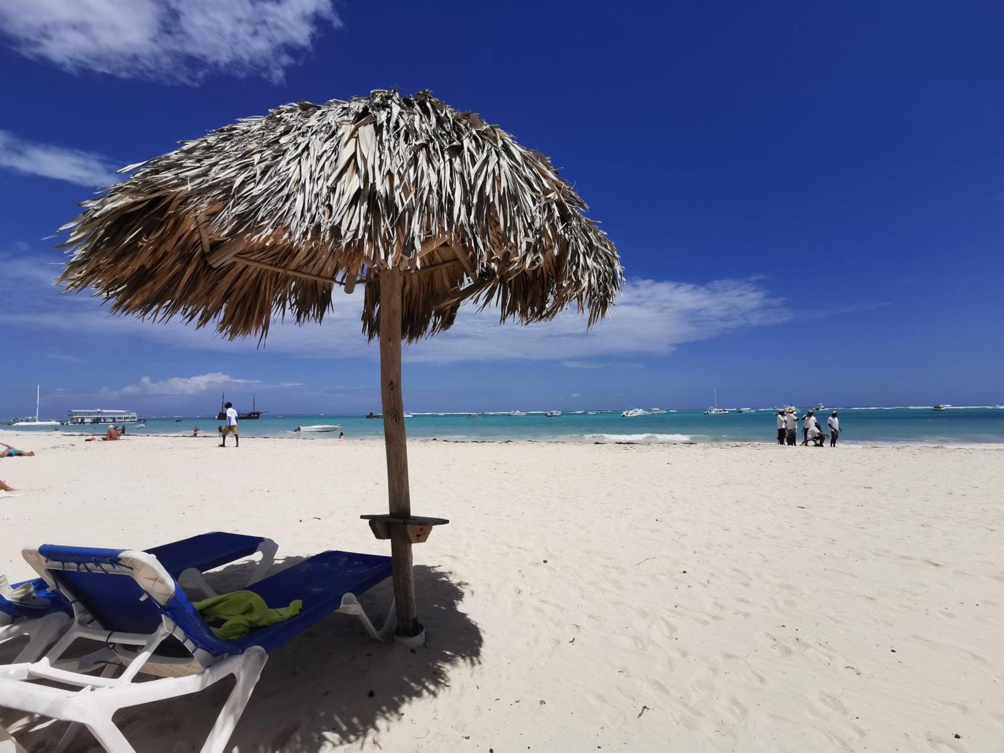 Deluxe Los Corales Beach & Spa - Best Price For Vacation 5*