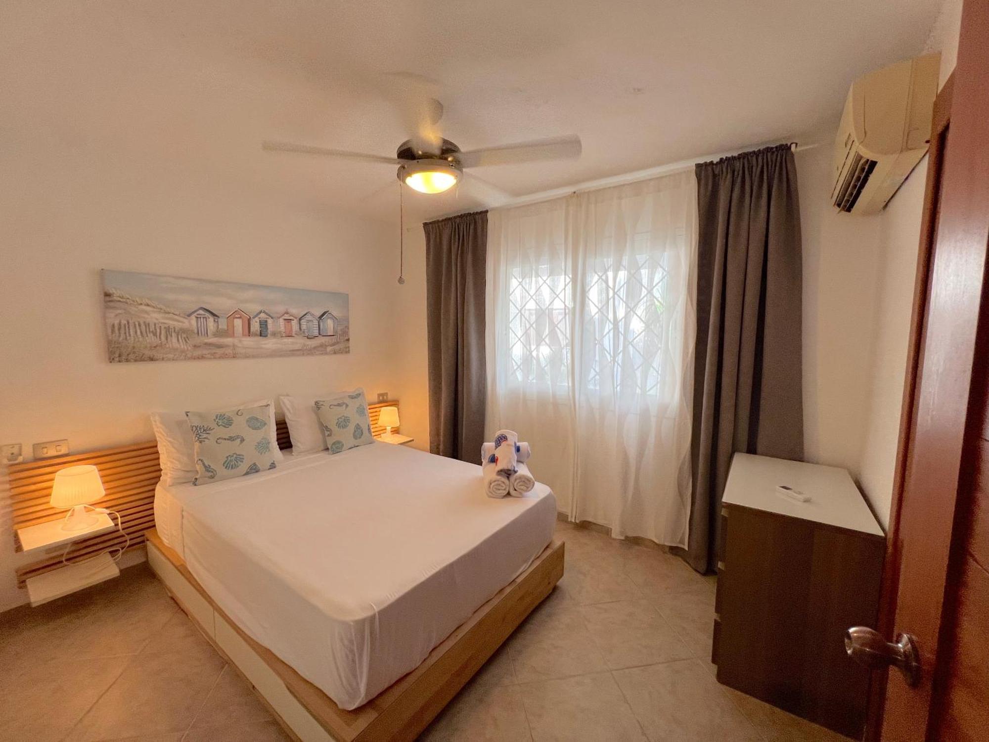 Deluxe Los Corales Beach & Spa - Best Price For Vacation Hotel 5*
