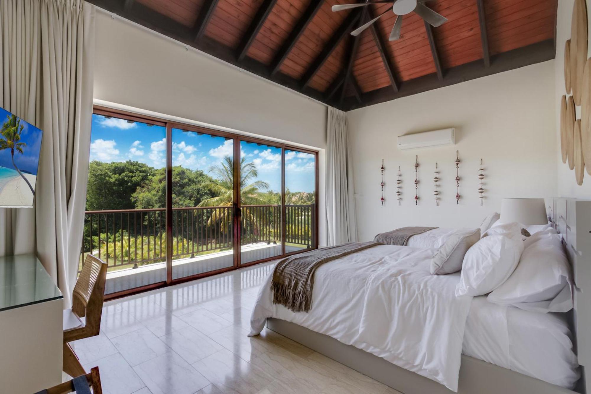 Luxury Cap Cana With 3 Bedrooms, Plunge Pool, Maid, And Golf Course Access * Punta Cana
