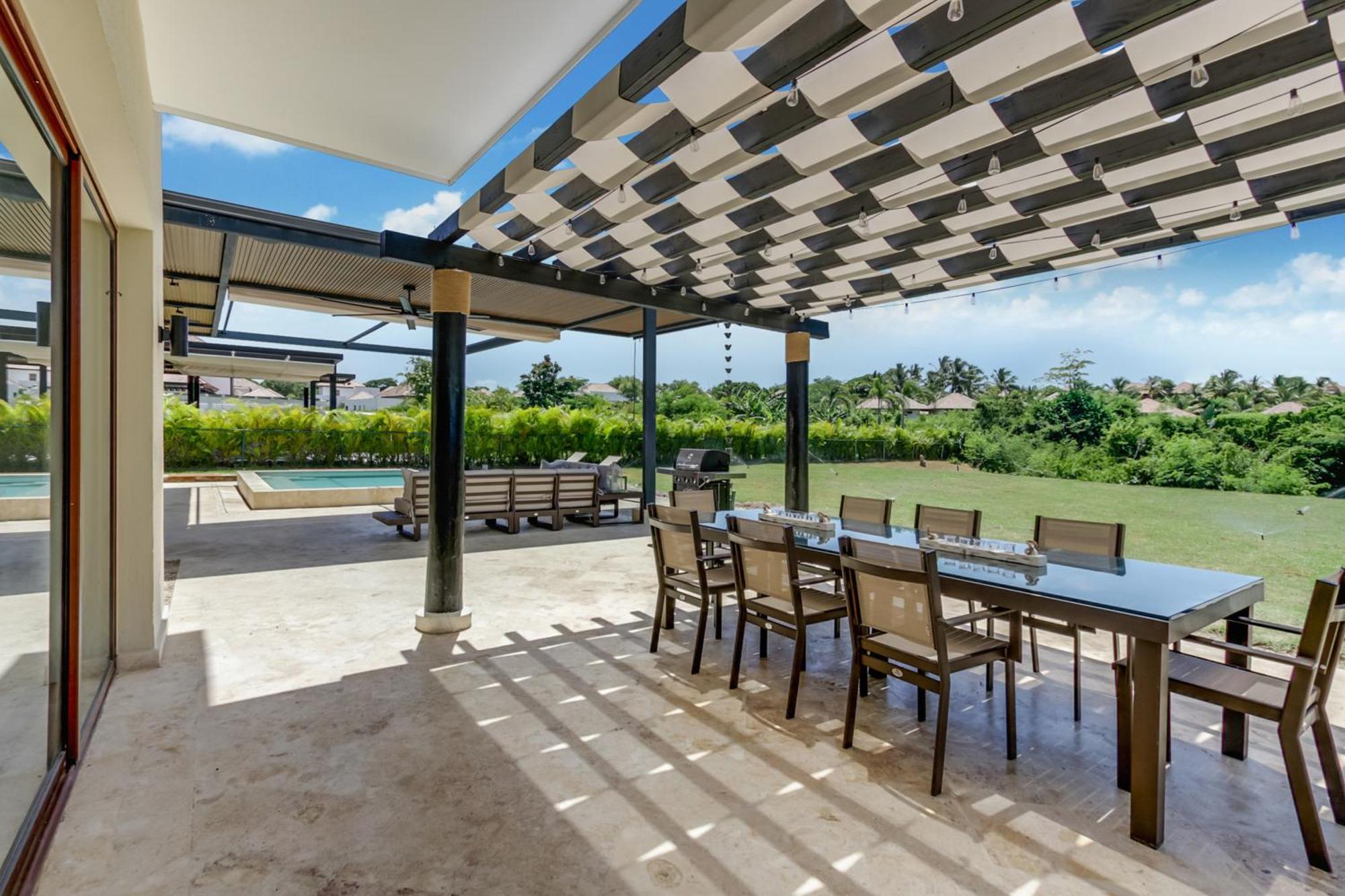 Villa Luxury Cap Cana With 3 Bedrooms, Plunge Pool, Maid, And Golf Course Access