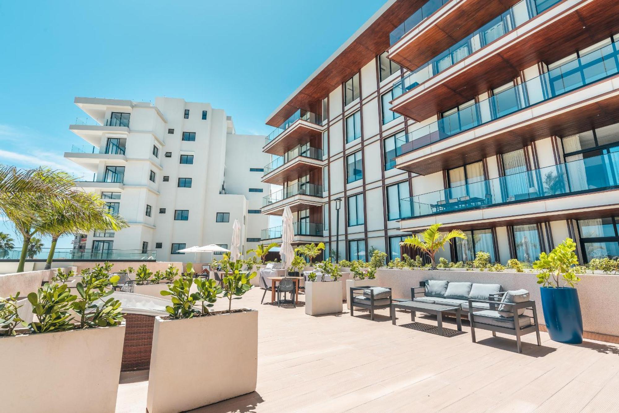 Comfortable 3-br At Cap Azz Apartamento