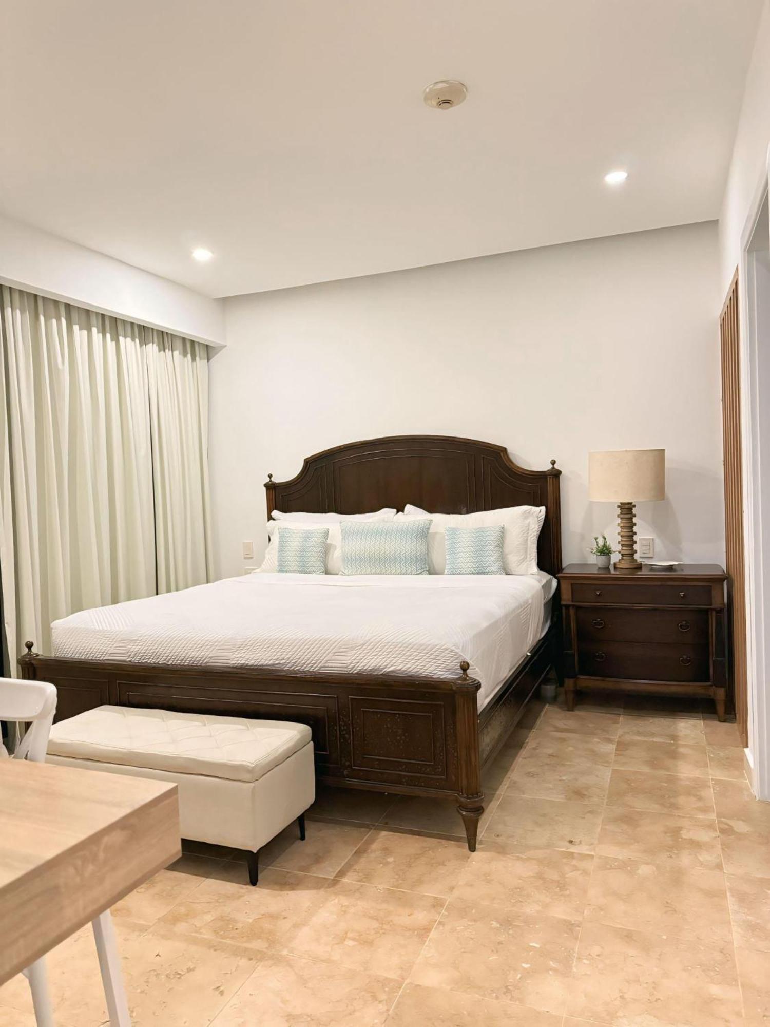 With Pool And Ocean View In Punta Palmera *
