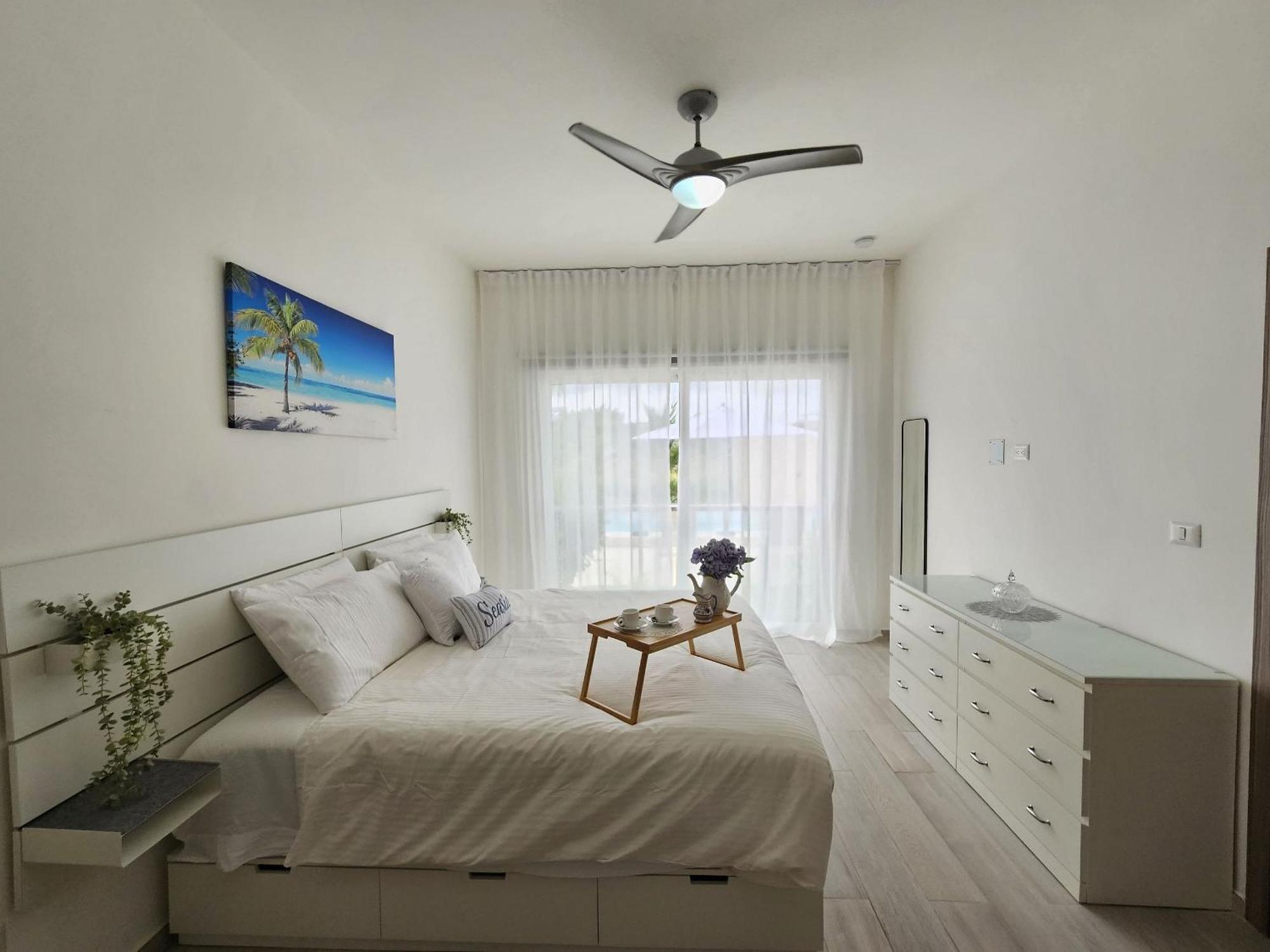 Melody 2bdr With Pool View In Coral Bay #2 *