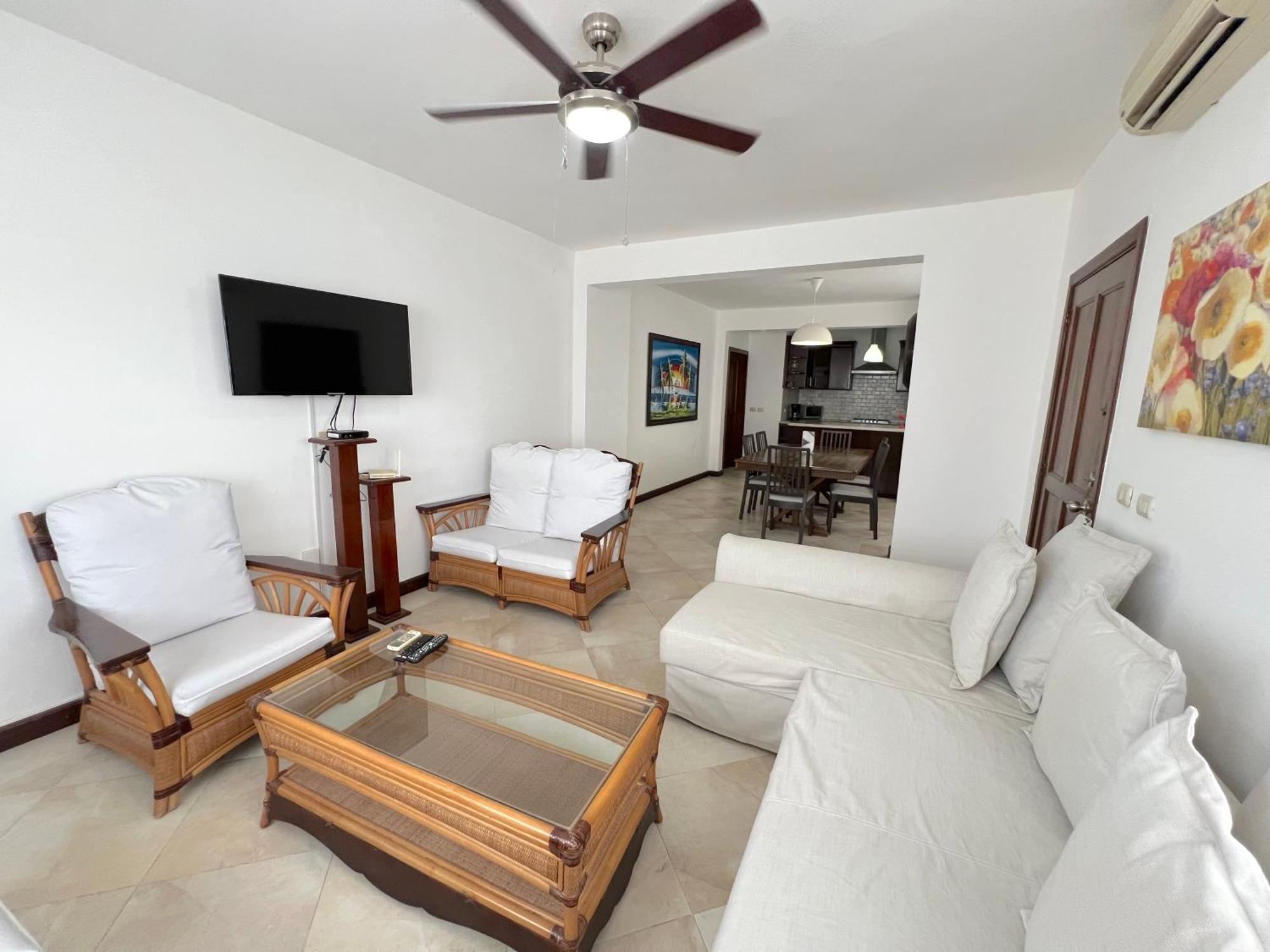Hotel Tropical Playa Los Corales