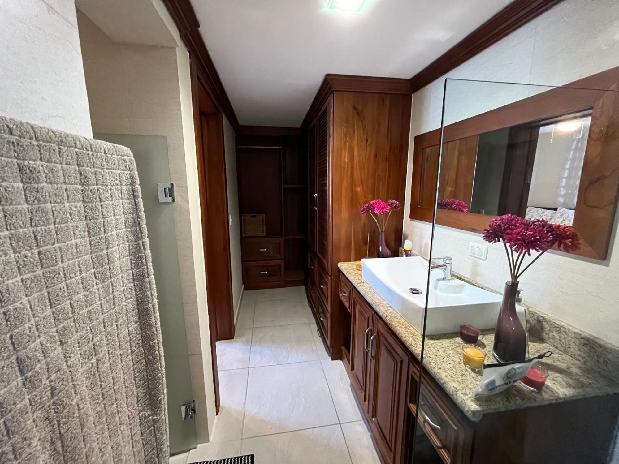 Luxury Penthouse With Pool, Bbq, Ac, Wi-fi, 5-min Walk To El Cortecito & Bavaro Beaches,