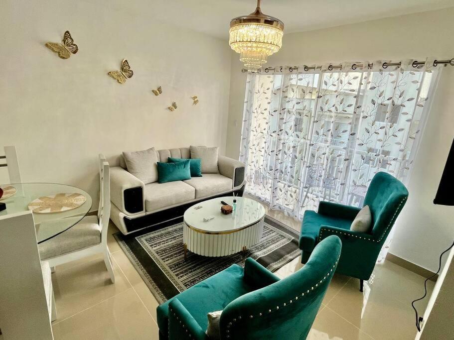 Amazing And Cozy Located In Downtown Of *