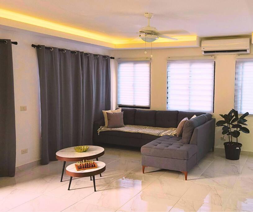 Lux 3br With Pool, Golf