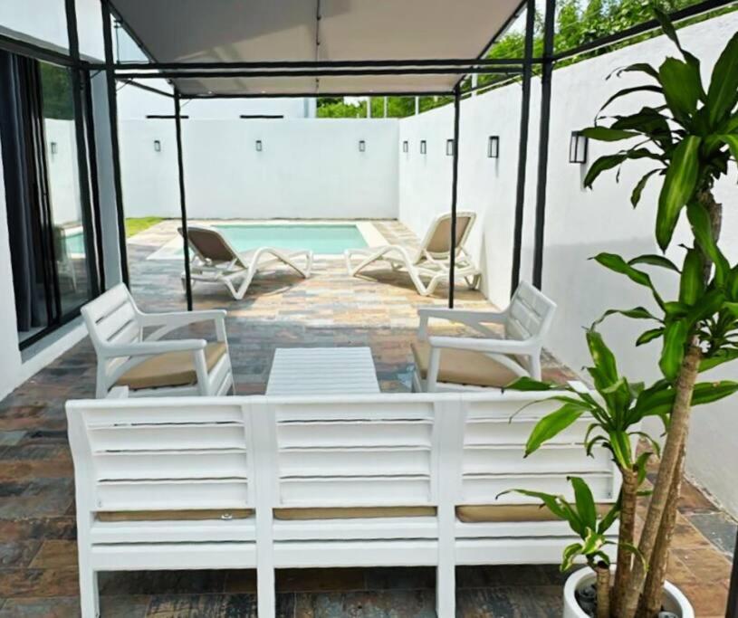 Сasa de vacaciones Lux 3br With Pool, Golf