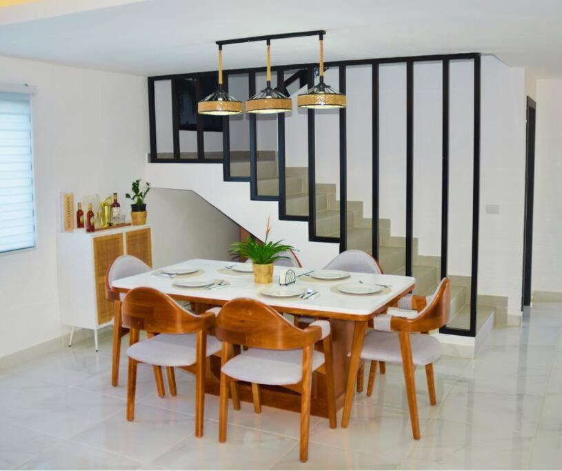 Lux 3br With Pool, Golf Сasa de vacaciones *