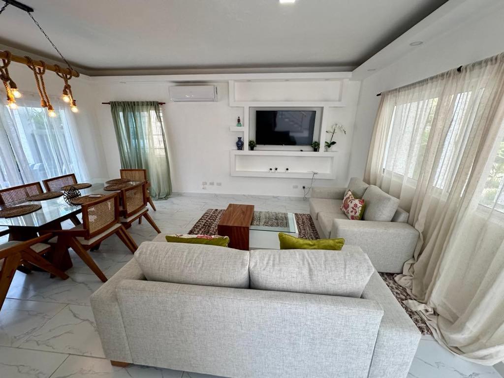 Luxury 7 *