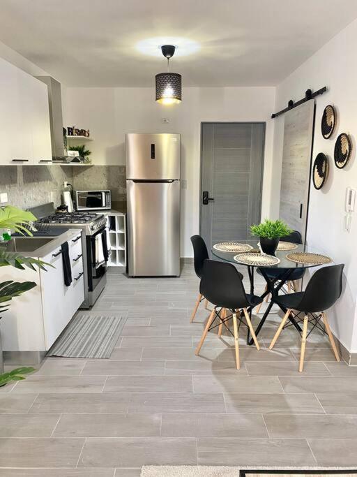 Centrico Apto De 3 En Jardines * Punta Cana