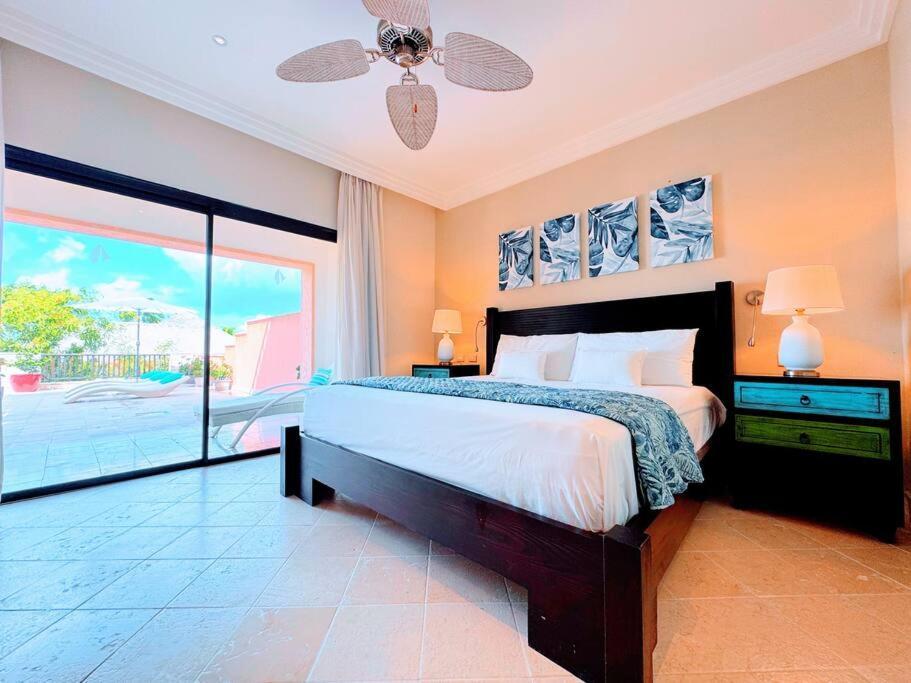 Apartamento Your Private Pool, Marina Hot Tub & Grounds *