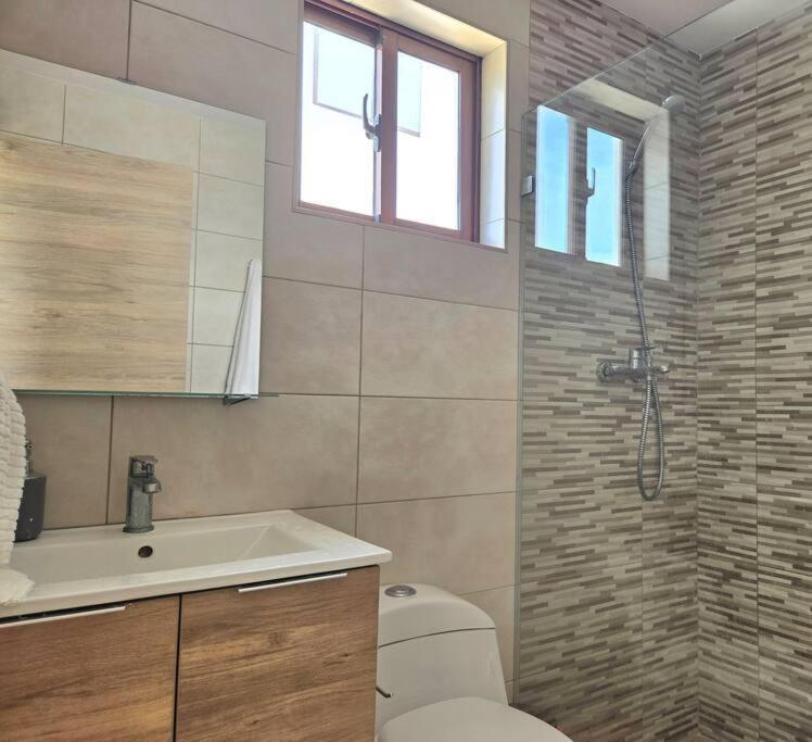 Moderno, Luminoso, Piscina, Playa Cerca Apartamento *