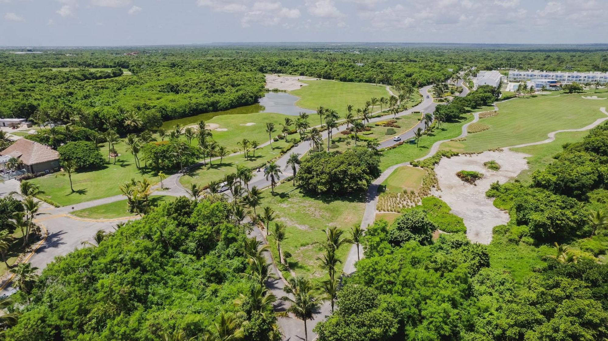 Relaxing 2bdr Overlooking Hard Rock Golf Apartamento *