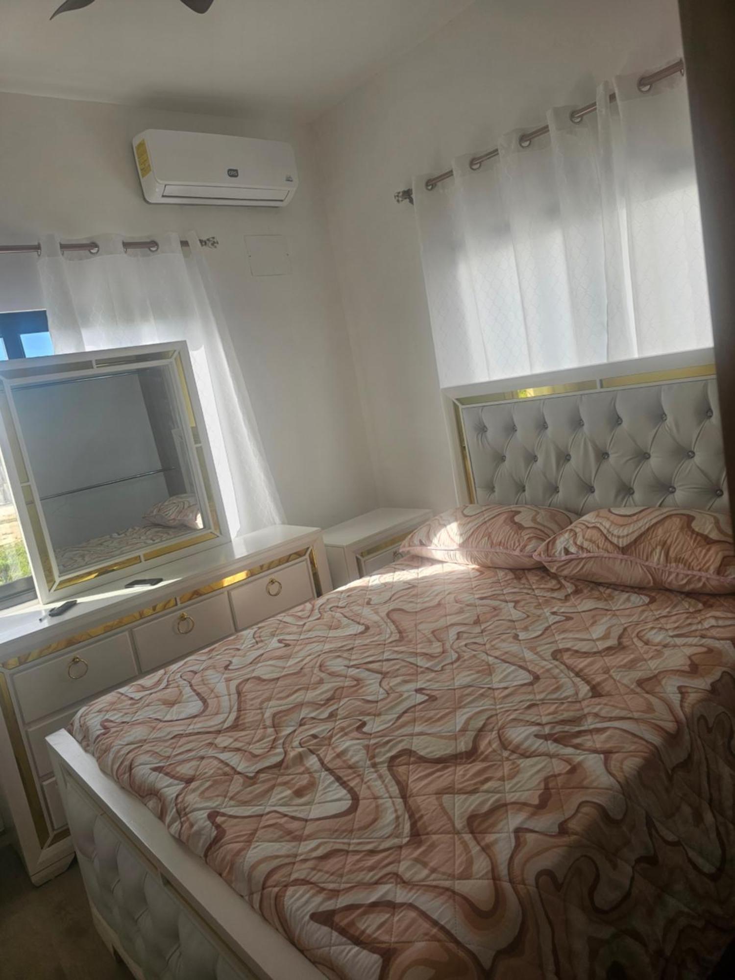 24 Rose Village Agroturismo