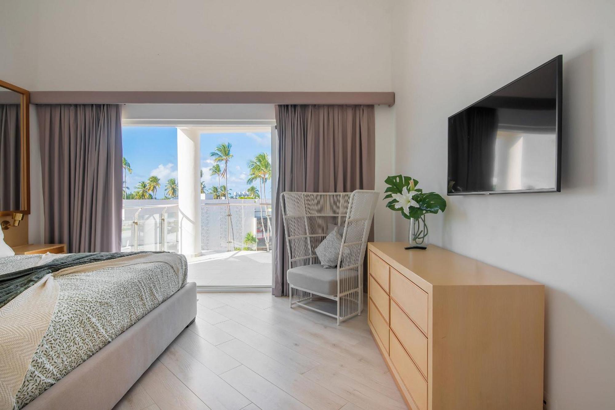 Front With Private Apartamento *