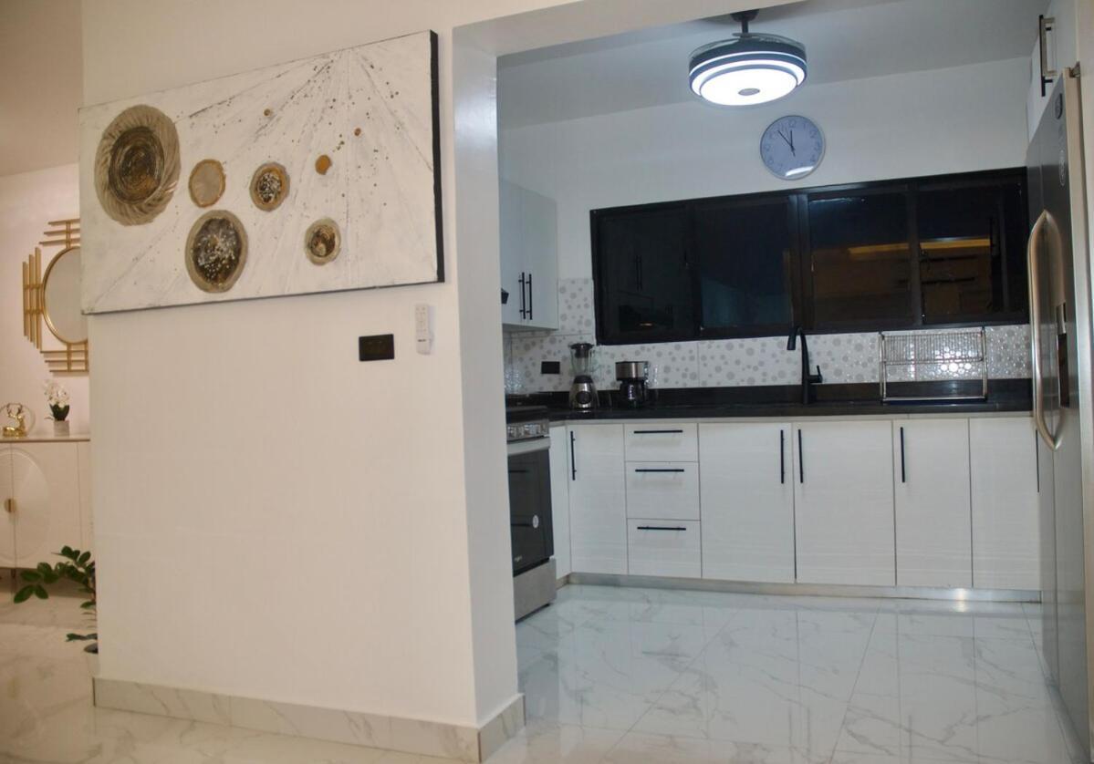 Villa 4 Bed Private Pool 5min To