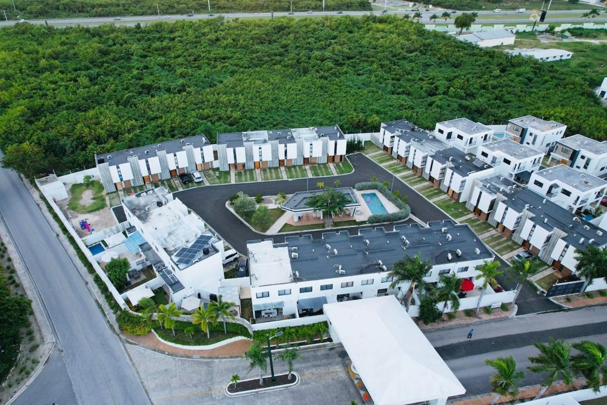 4 Bed Private Pool 5min To Punta Cana