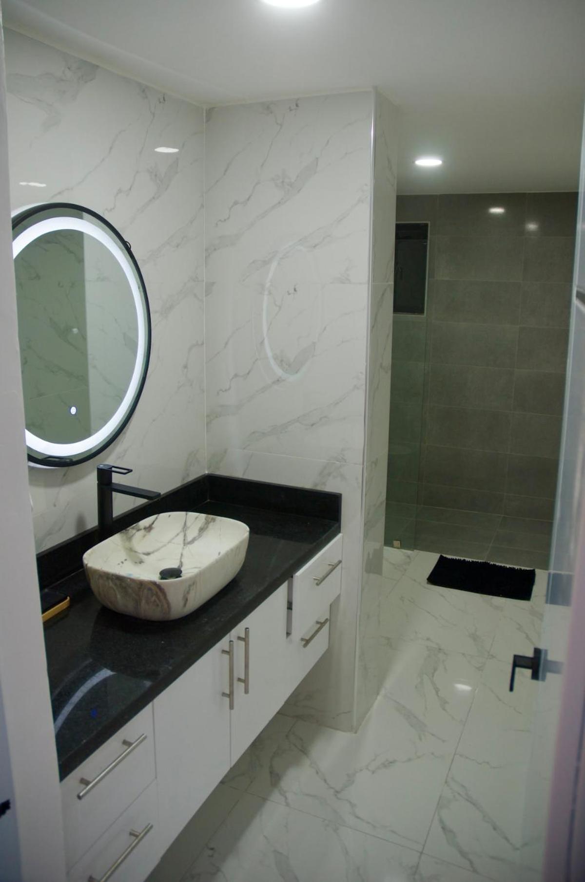 4 Bed Private Pool 5min To