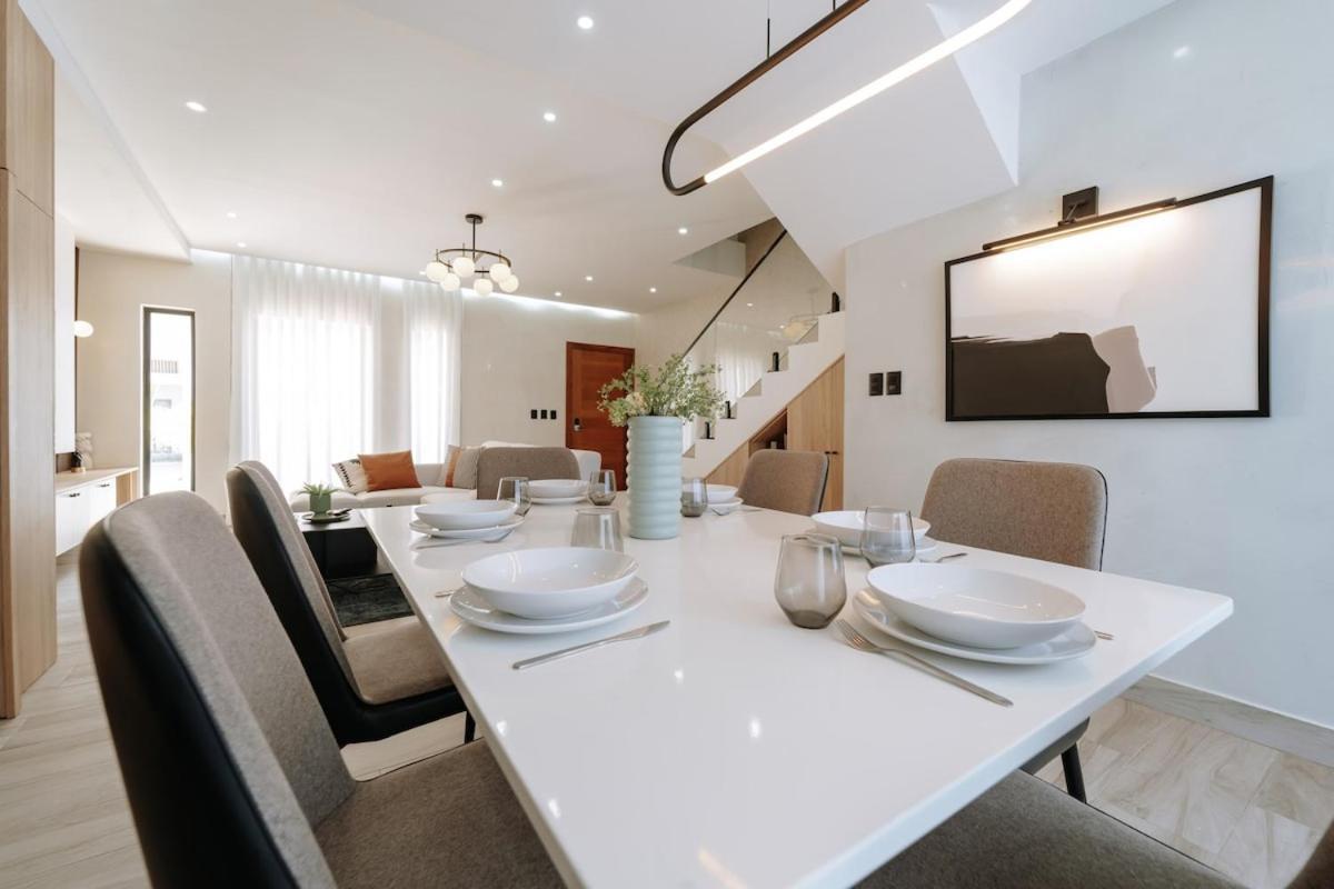 Villa Luxurious In Downtown With Picuzzi *