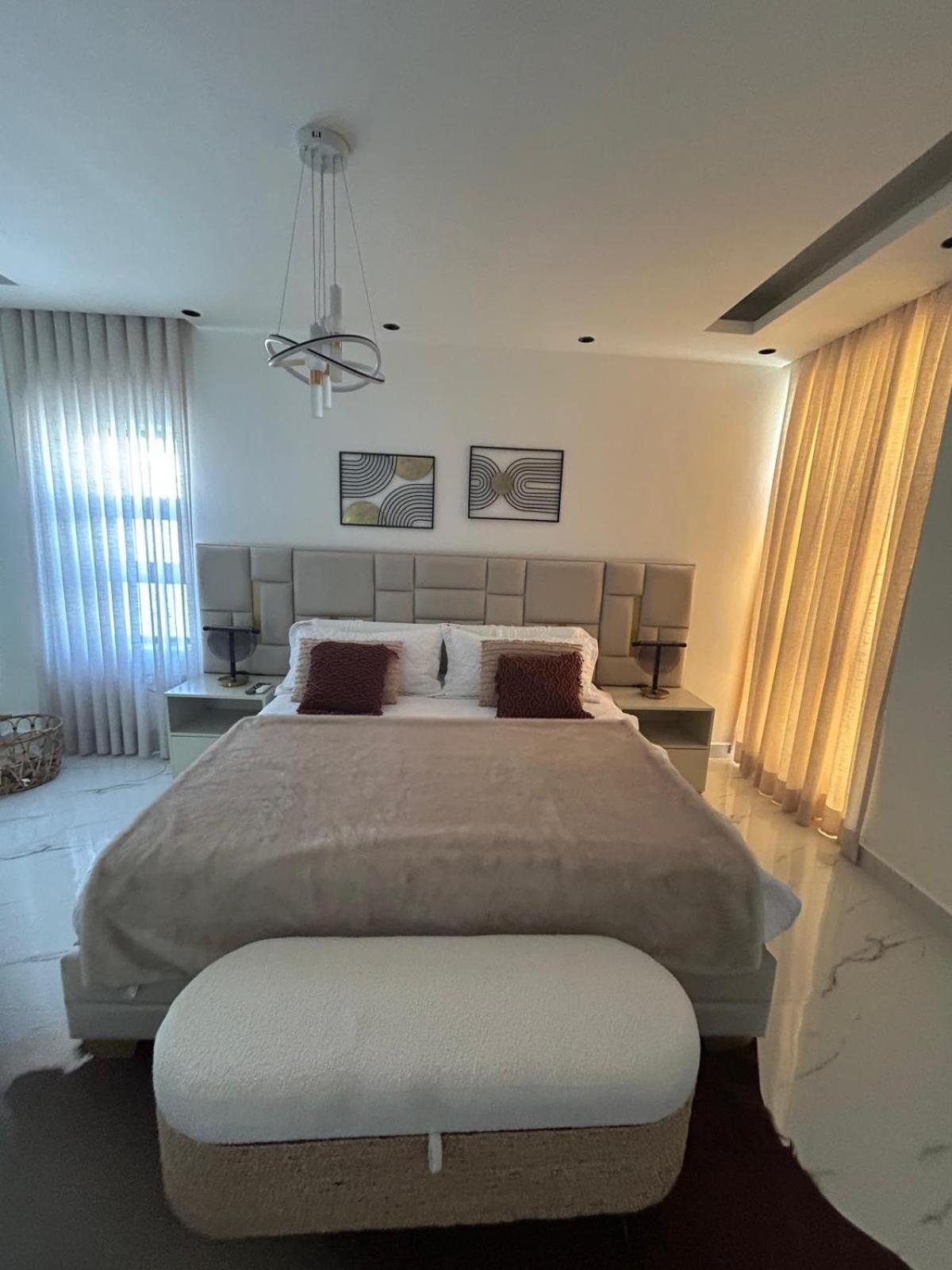 Paraiso Villa