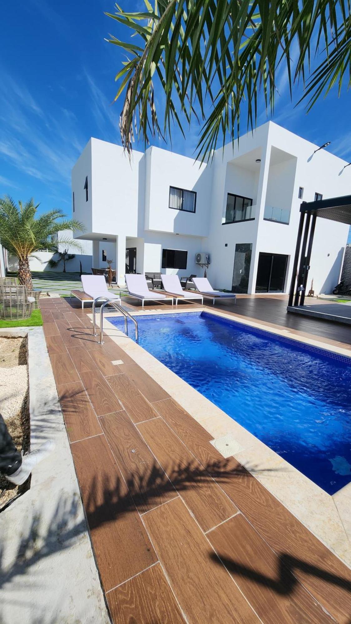 Paraiso Villa